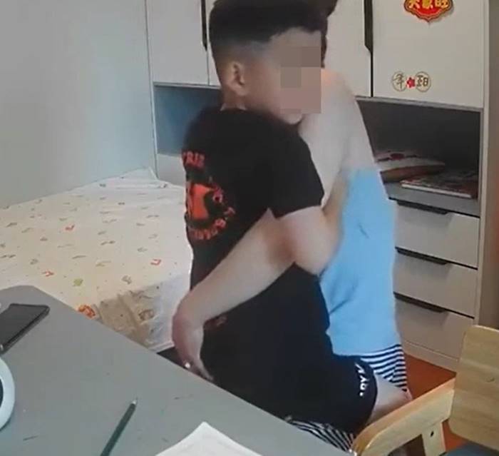 แม่เลี้ยงลูก แม่เลี้ยงลูก